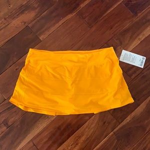 Lululemon Pace Rival Mid-Rise skirt